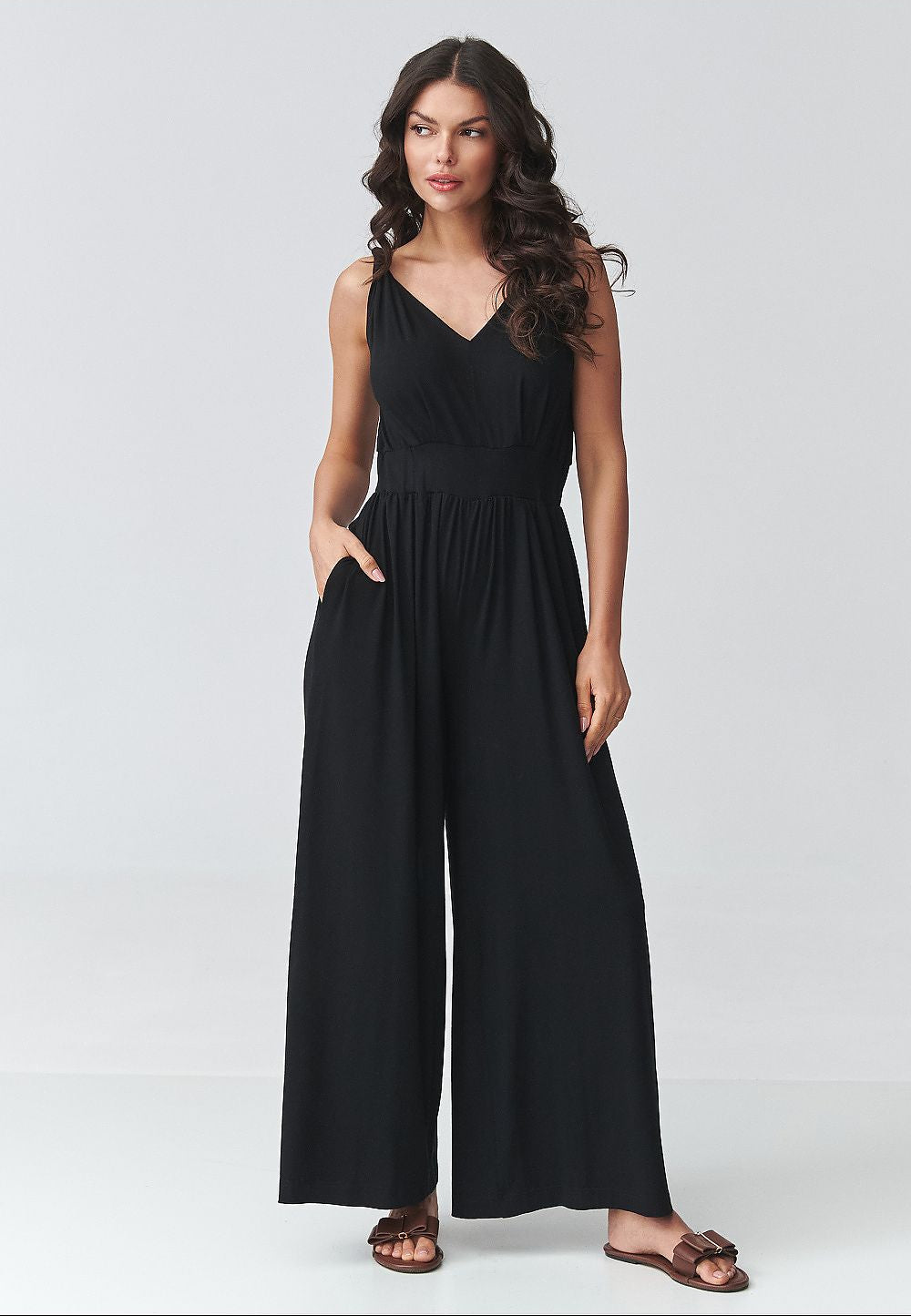  Suit model 225662 Makadamia 