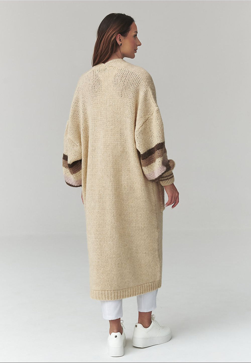  Cardigan model 226865 Makadamia 