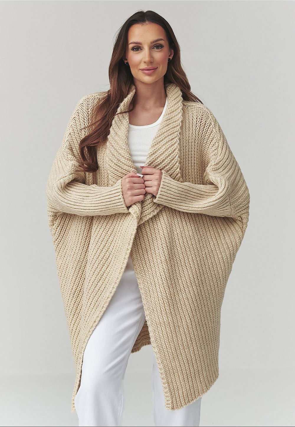  Cardigan model 226881 Makadamia 