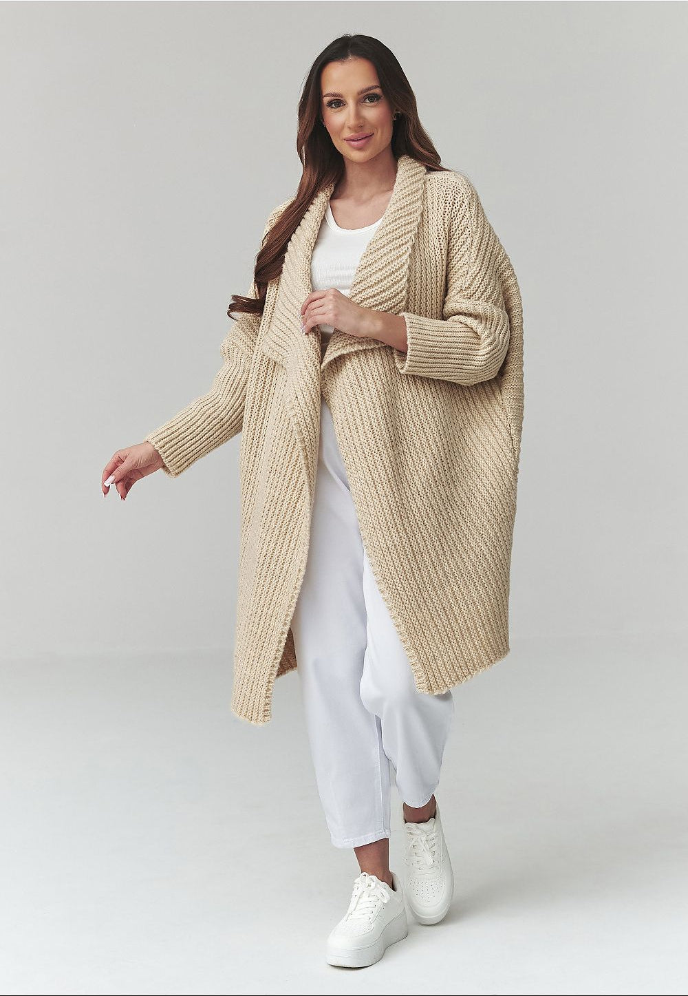  Cardigan model 226881 Makadamia 