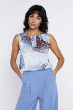  Blouse model 227155 Nife 