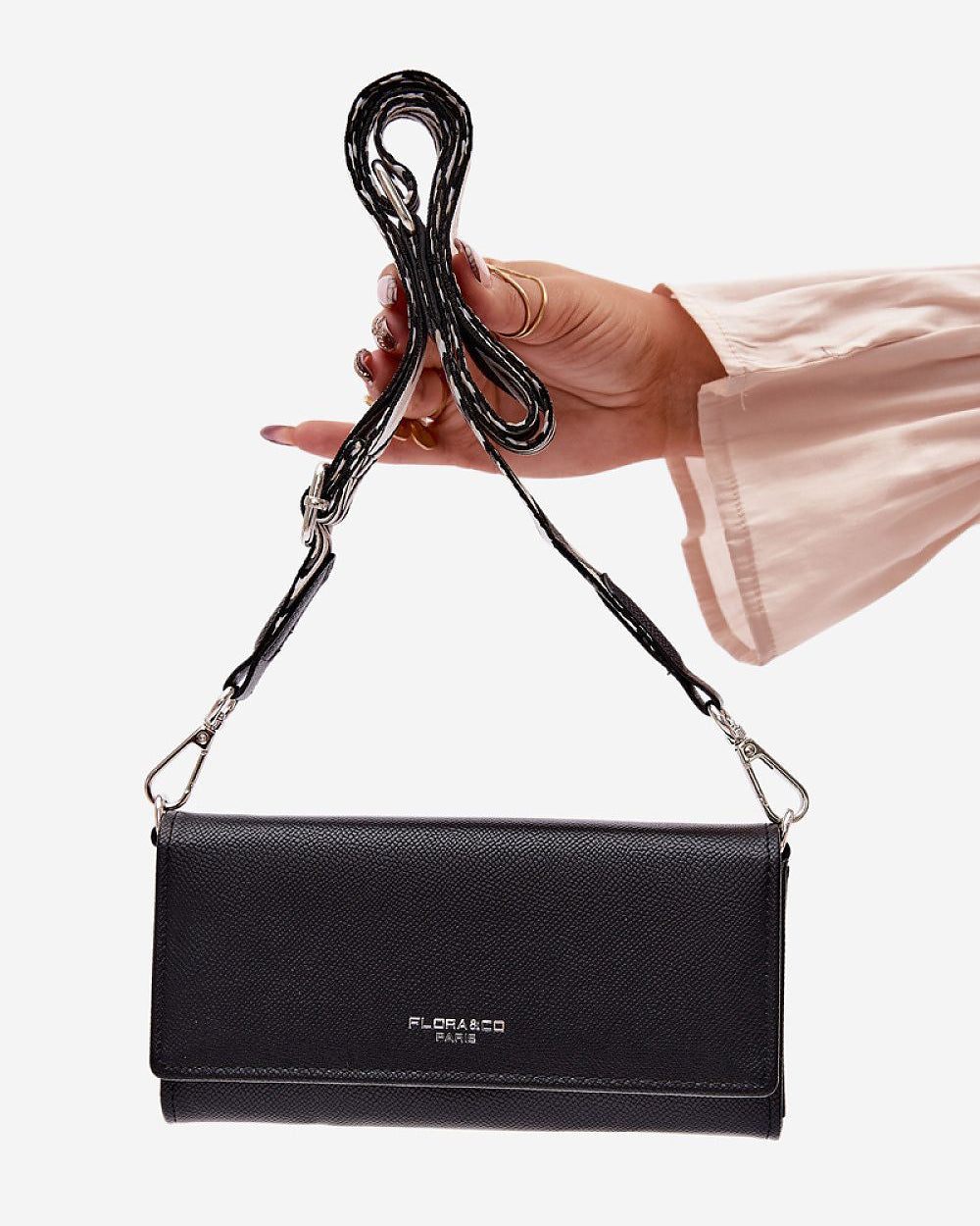  Everyday handbag model 230549 Step in style 