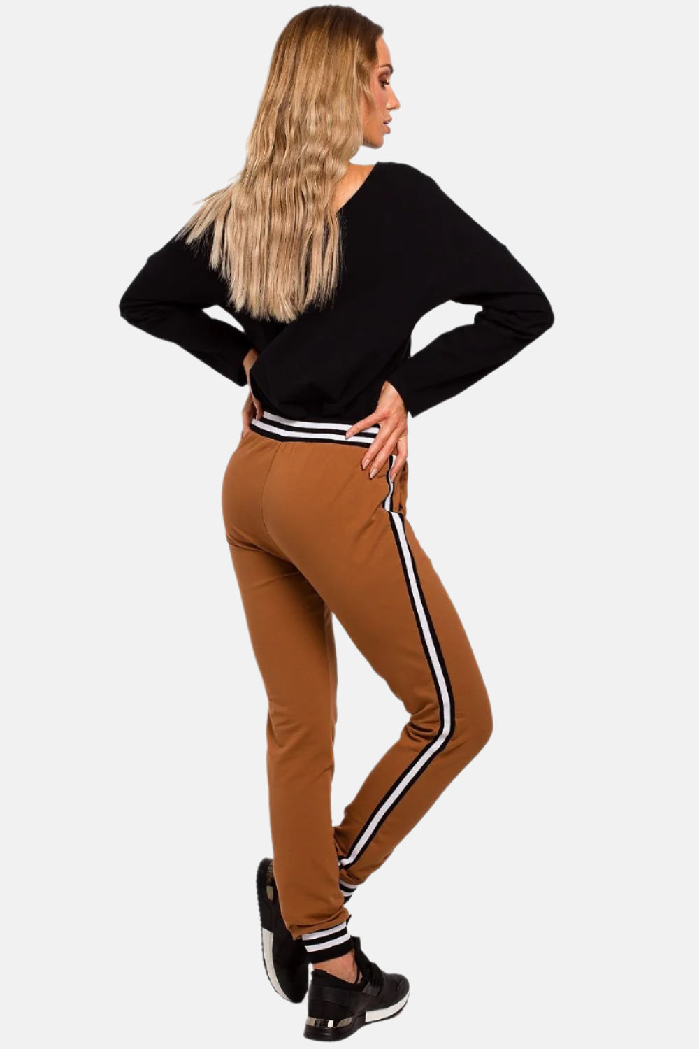  Women trousers model 135471 Moe 