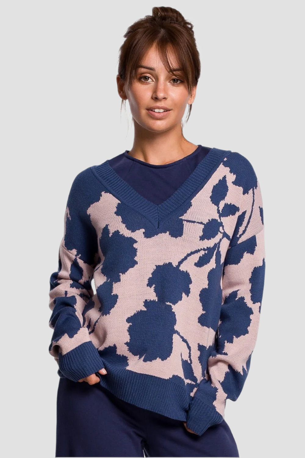 V-Neck Jumper with Floral Pattern