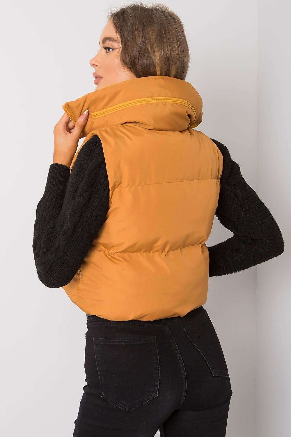 Short Hooded Vest