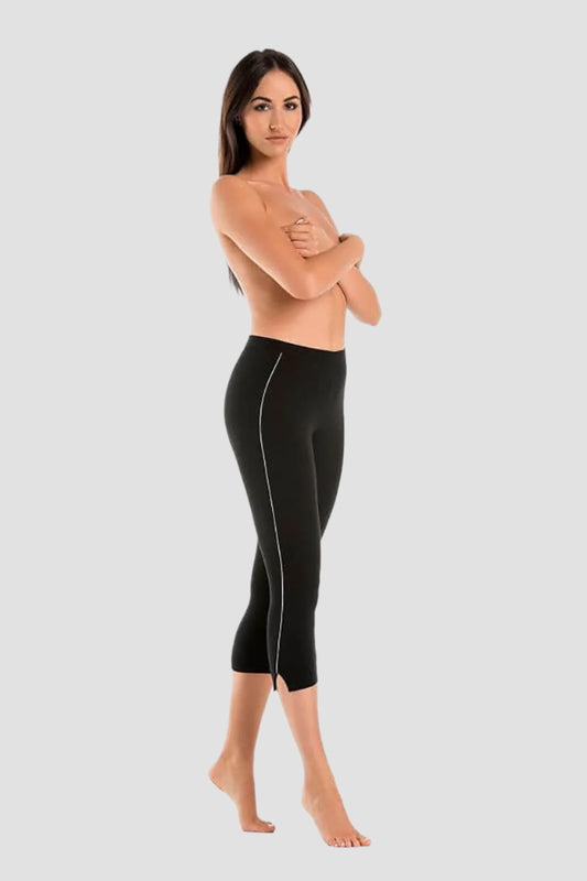 Capri Leggings in Black