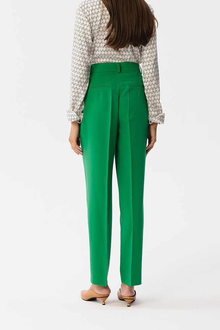  Women trousers model 185093 Stylove 