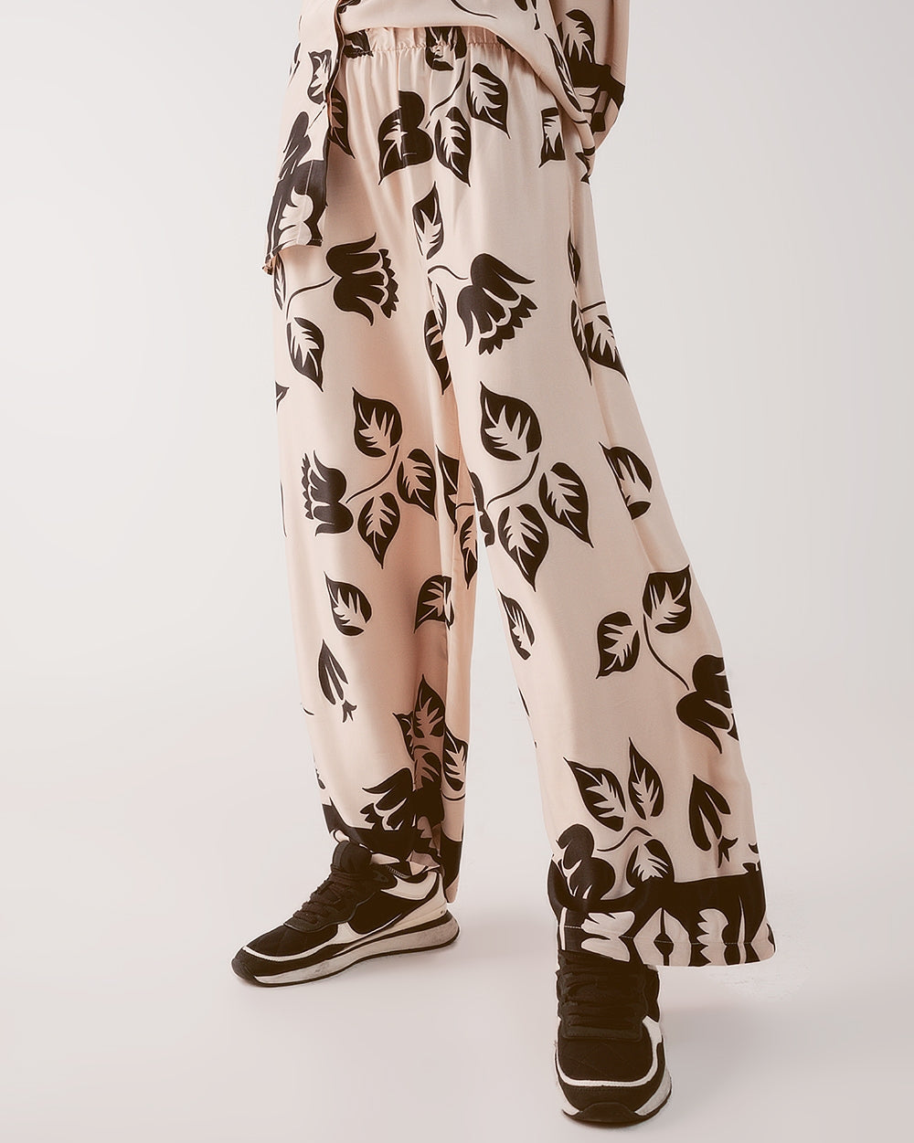 Elasticated Super Wide Leg Pants in Creme