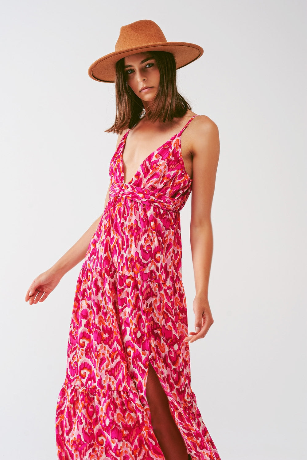 Floral Print Maxi Dress with V-Neck in Pink