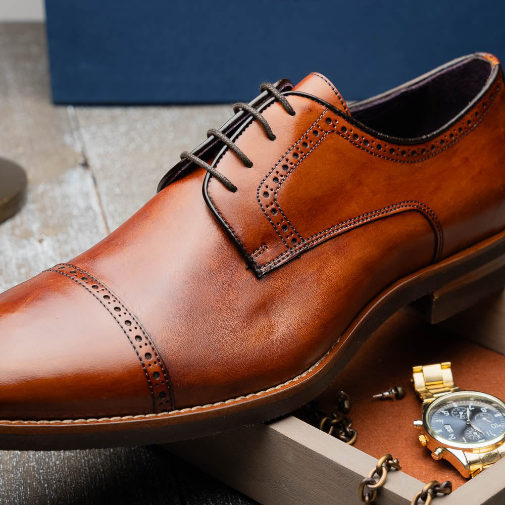 Giovanni Italian Calfskin Lace-Up Shoe | Cognac