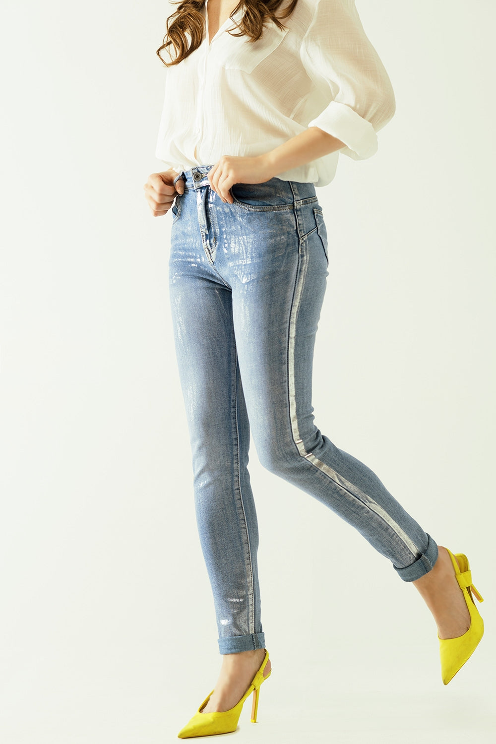 High-Waisted Jeans with Five Pockets and Silver Powder-Coated Effect