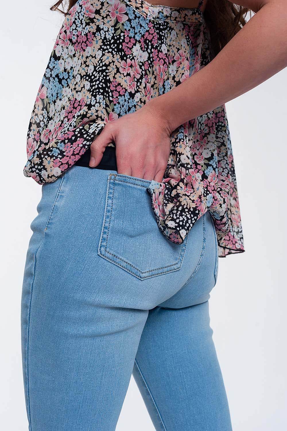 High-Waisted Jeans with Glitter