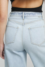 Moon Curve Raw Hem Crop Jeans | HJ129