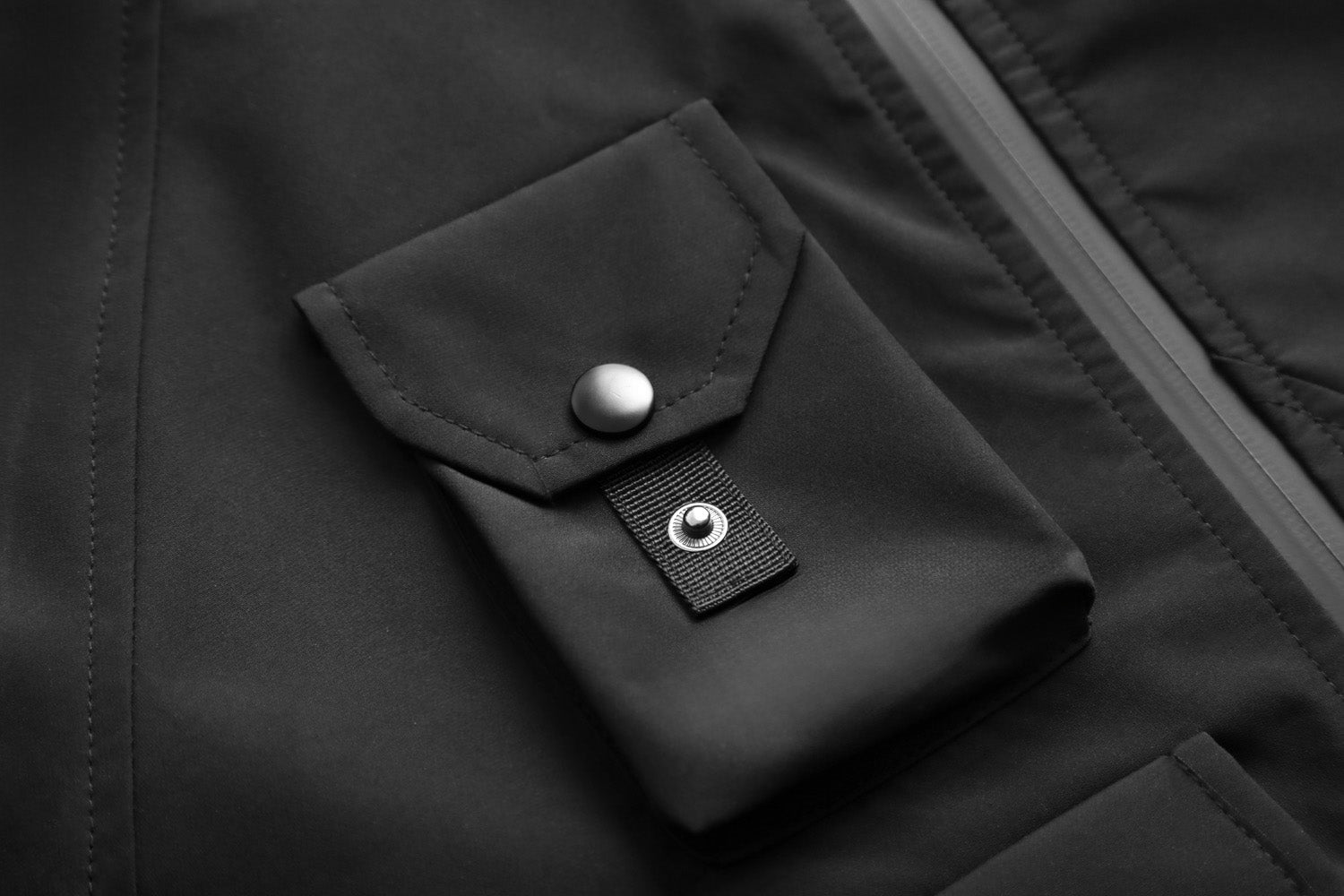 Black Techwear Functional Jacket | IBJ514