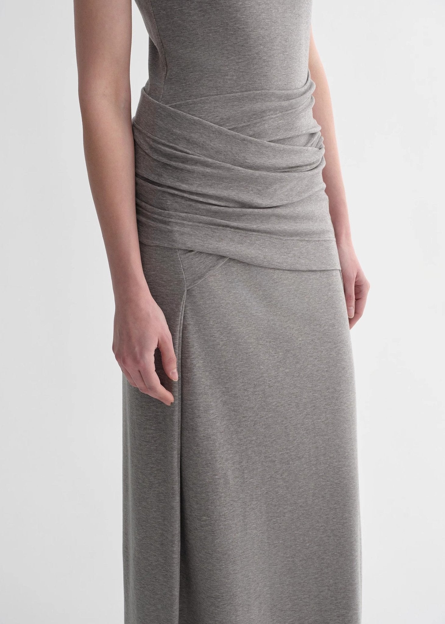 Ice Silk Wool Blend Dress with Adjustable Waistline