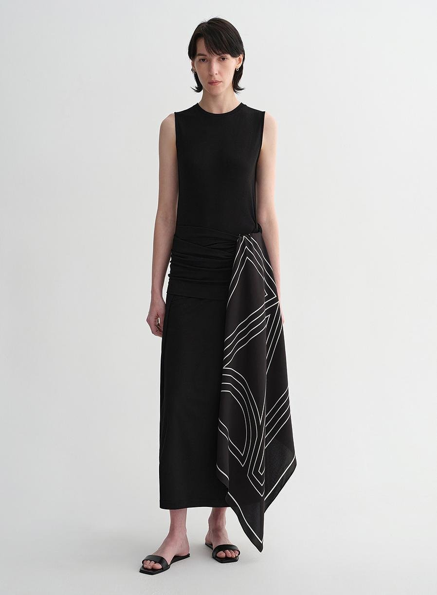 Ice Silk Wool Blend Dress with Adjustable Waistline