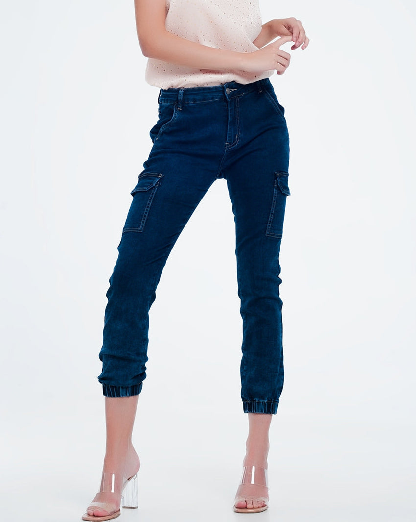 Jeans in Navy with Cargo Pockets