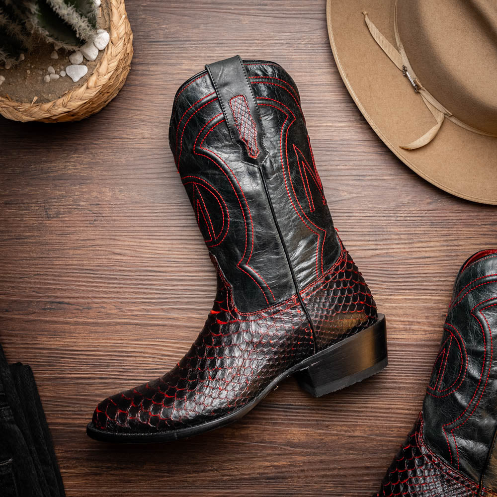 Kansas Cowboy Boot | Black Cherry