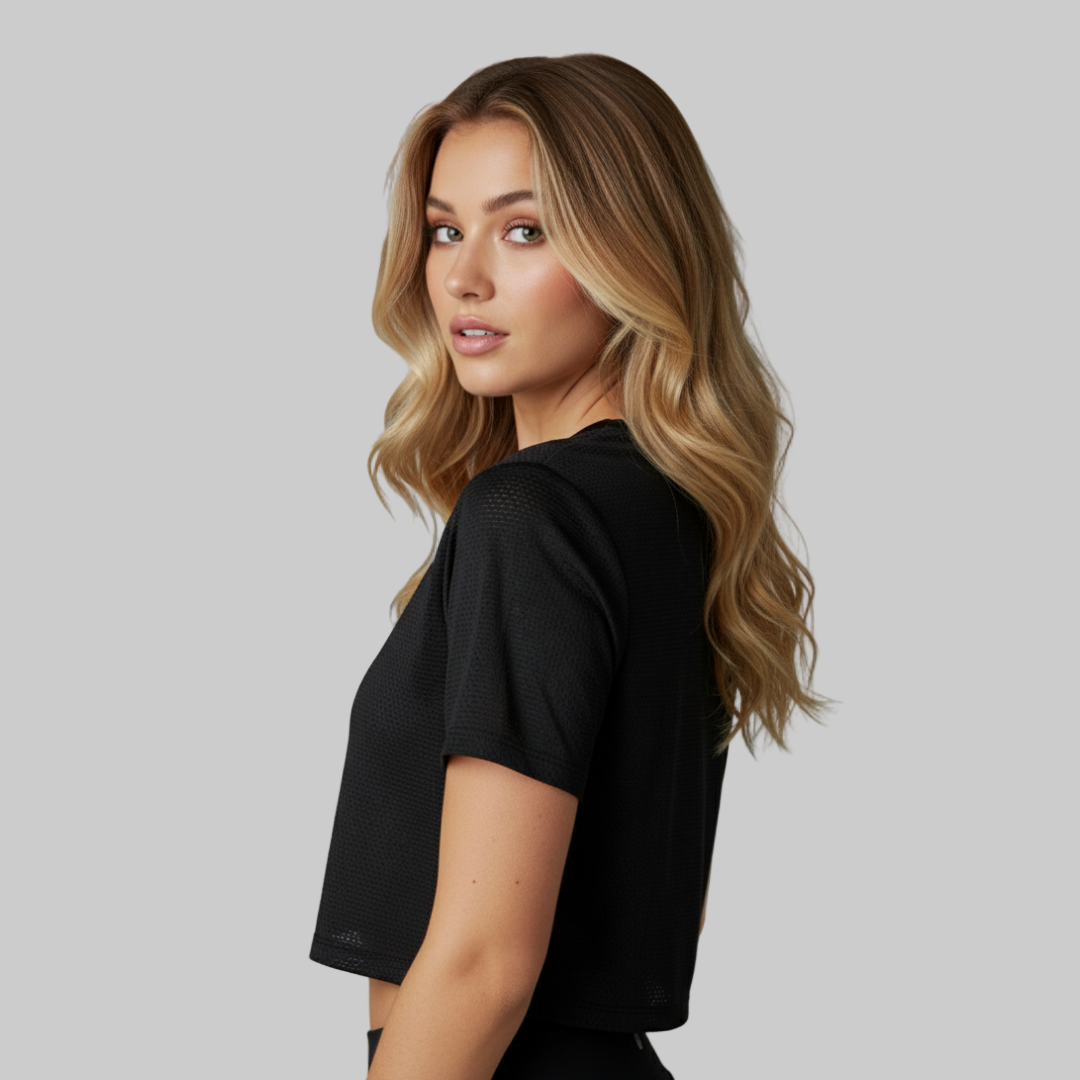 LA Gear Women’s Cropped Mesh Tee | Black