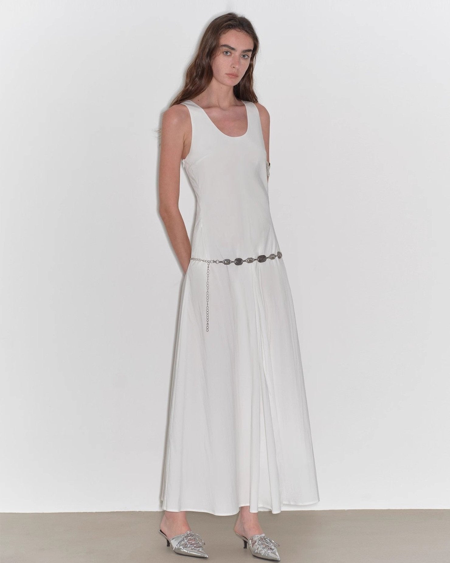 "Lake Bled" Simple and Slim Texture U-Neck A-Line Slim Fit Vest Dress