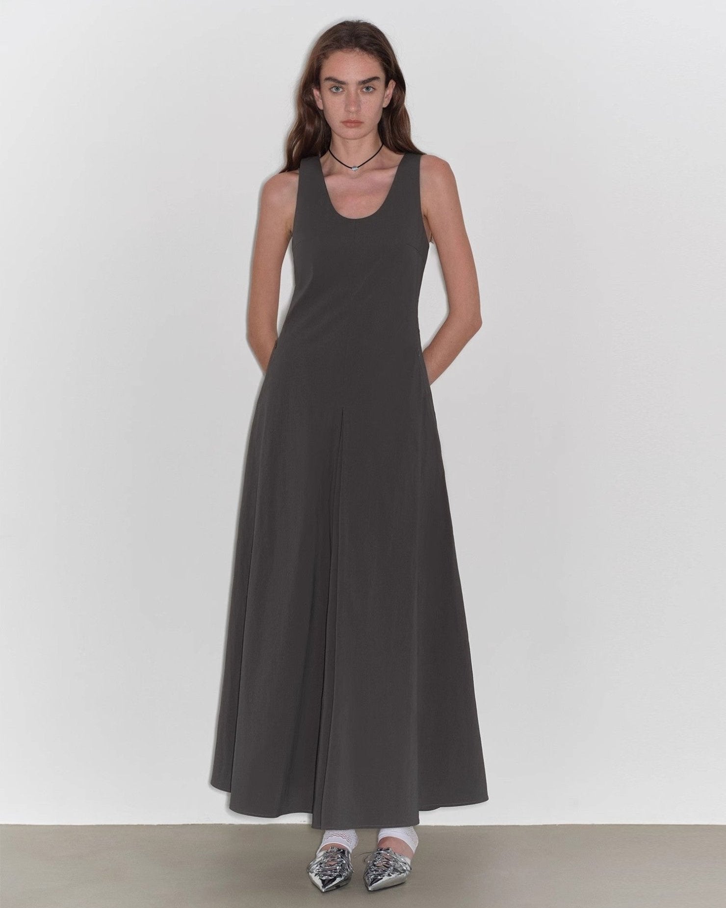 "Lake Bled" Simple and Slim Texture U-Neck A-Line Slim Fit Vest Dress