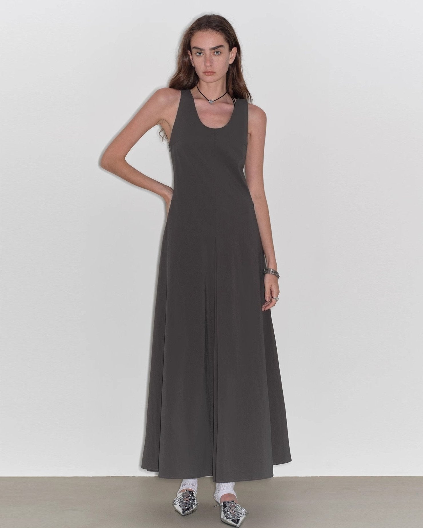 "Lake Bled" Simple and Slim Texture U-Neck A-Line Slim Fit Vest Dress
