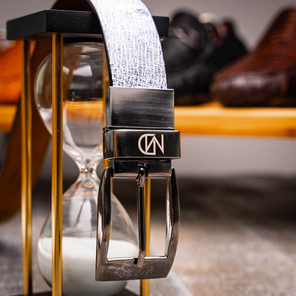 Lucca Belt | Newspaper/Black