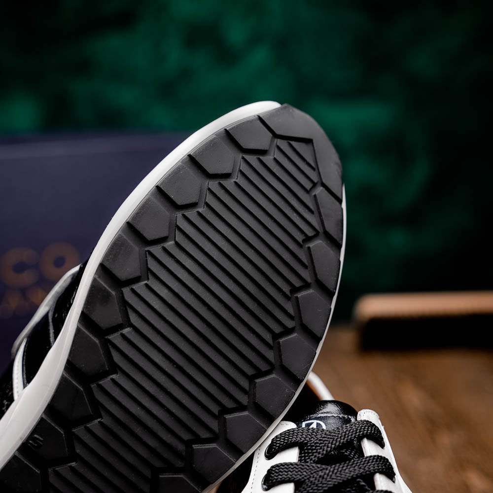 Lyon II Sneaker | Black & White