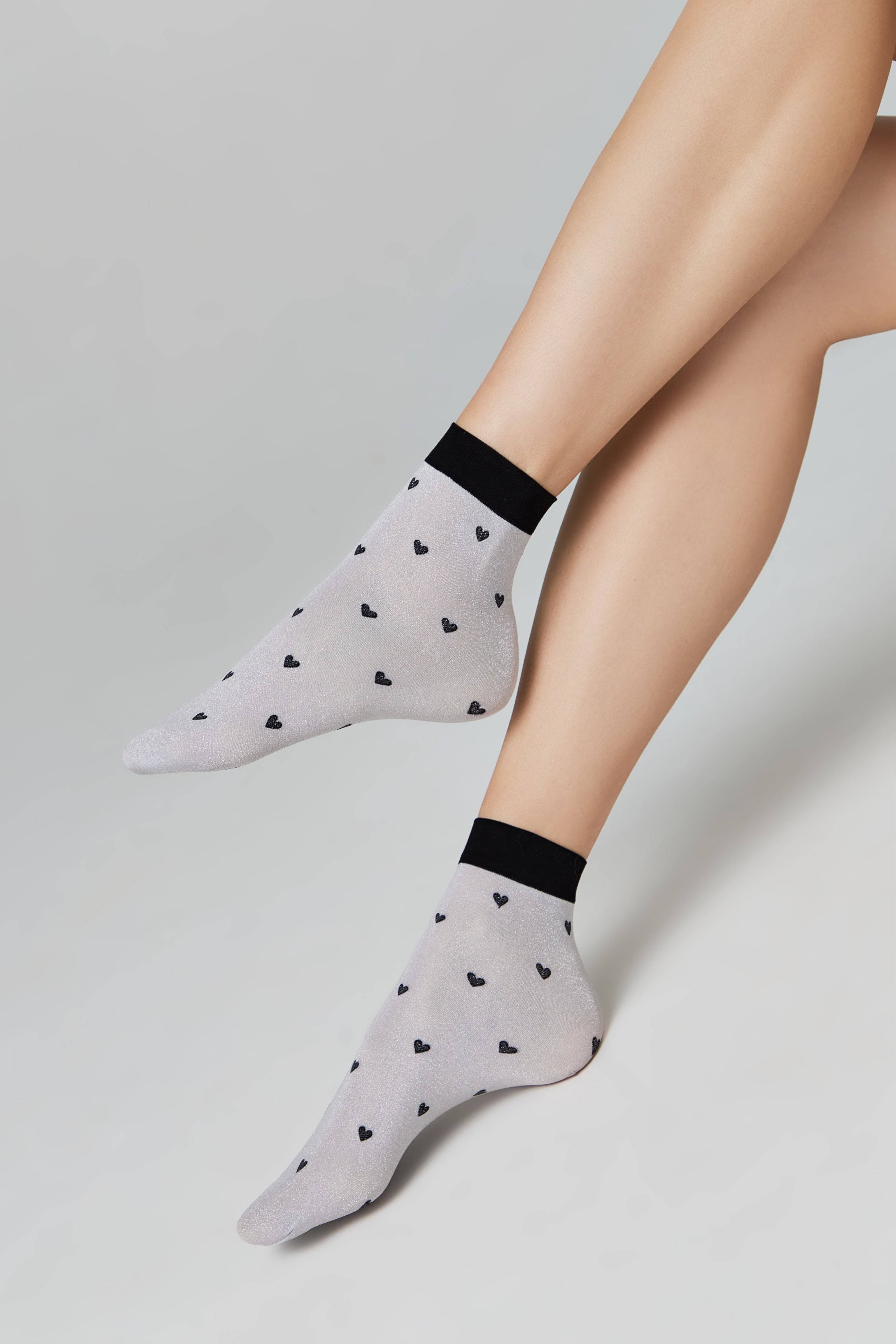 Shimmering Socks Conte Fantasy with "Hearts" Designs