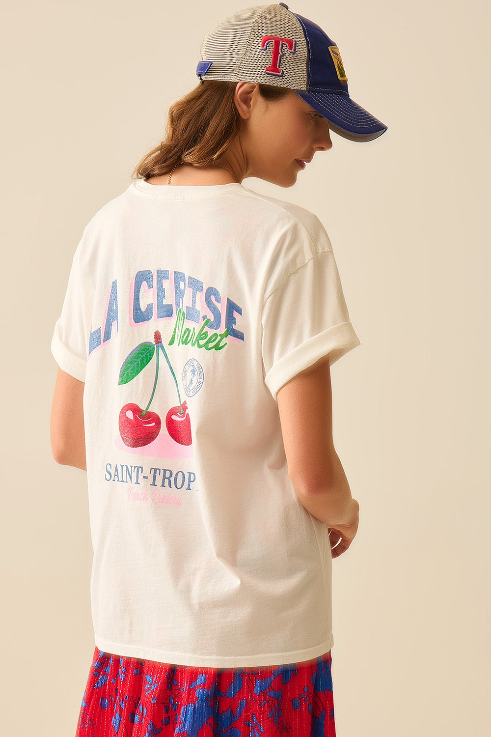 Made in Italy White T-Shirt with La Cerise Market Saint-Tropez Graphic