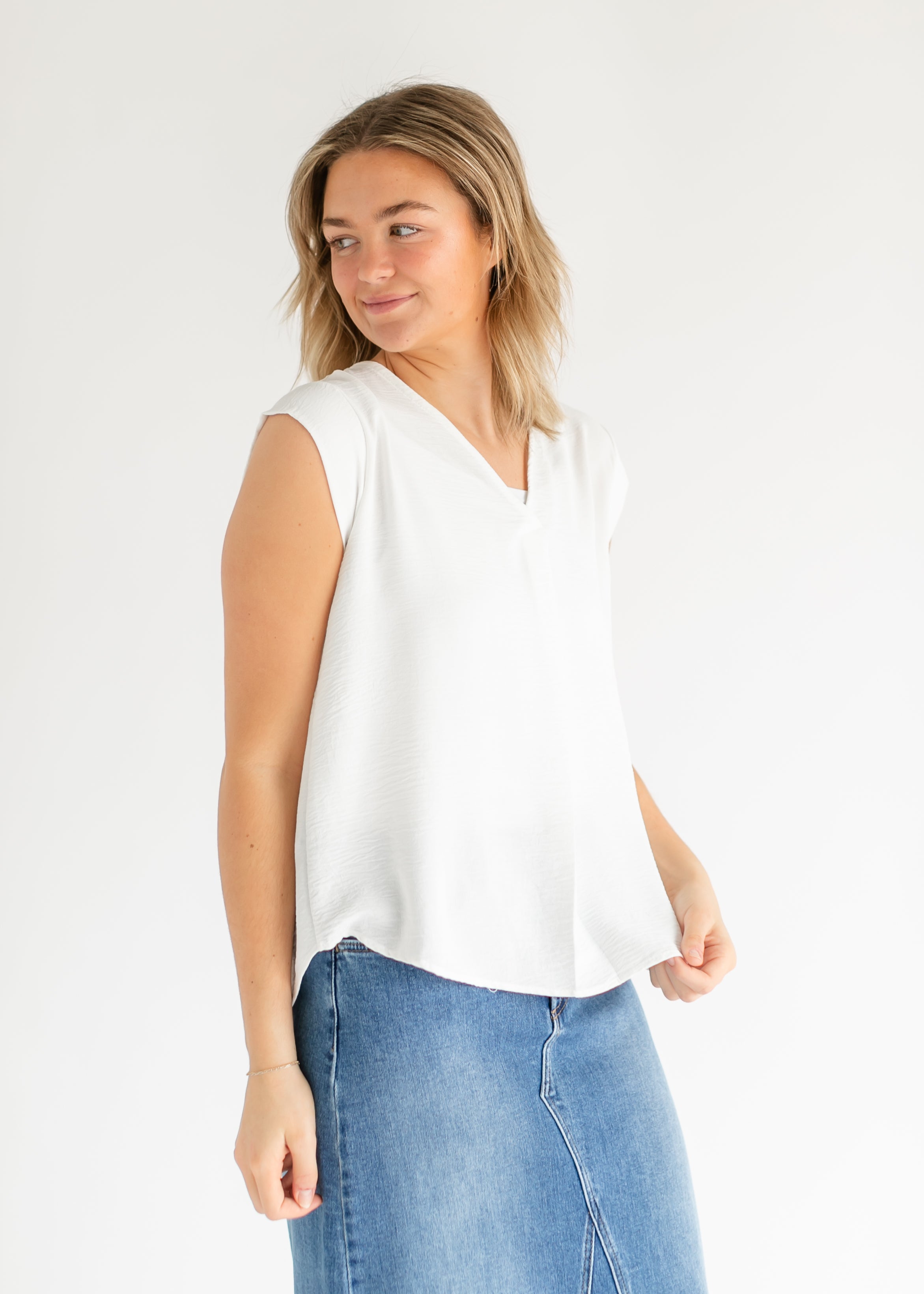 Madison V-Neck Short Sleeve Flowy Top