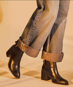 Mangará Attalea Leather Ankle Boots