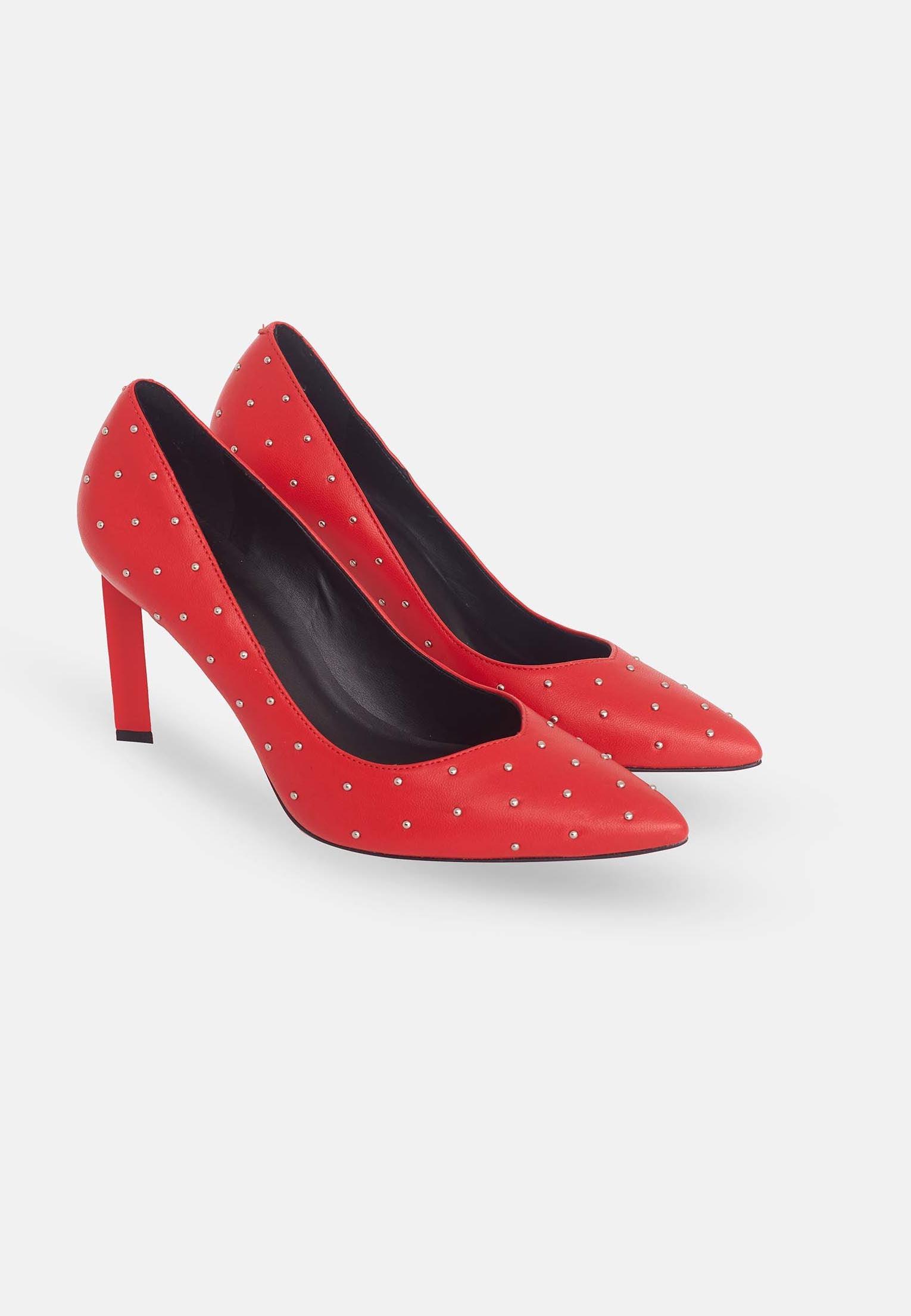 Mangará Brushed Leather Pumps Callisia | High Heels with Metal Studs