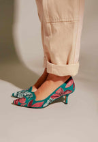 Mangará Ipê Suede Embroidered Pumps | Kitten Heel Style