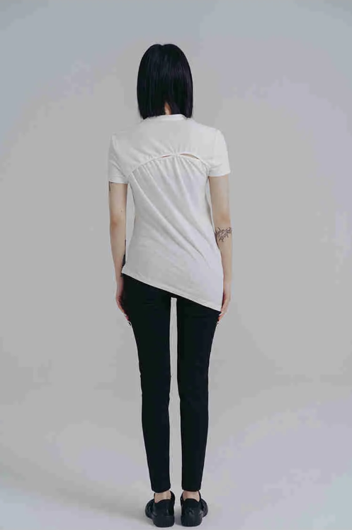 Wallcy Irregular Hem T-Shirt | White