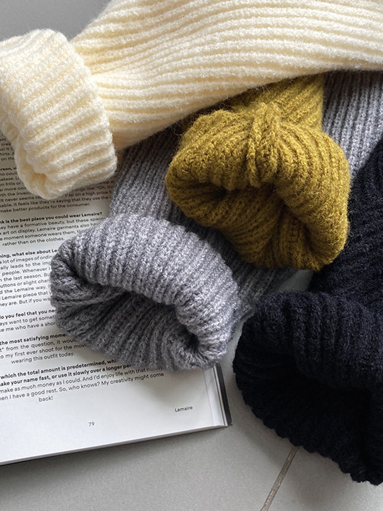 Touka Knitted Shrug Scarf in Black