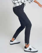 Mid Rise Jeans in Black with Raw Hem