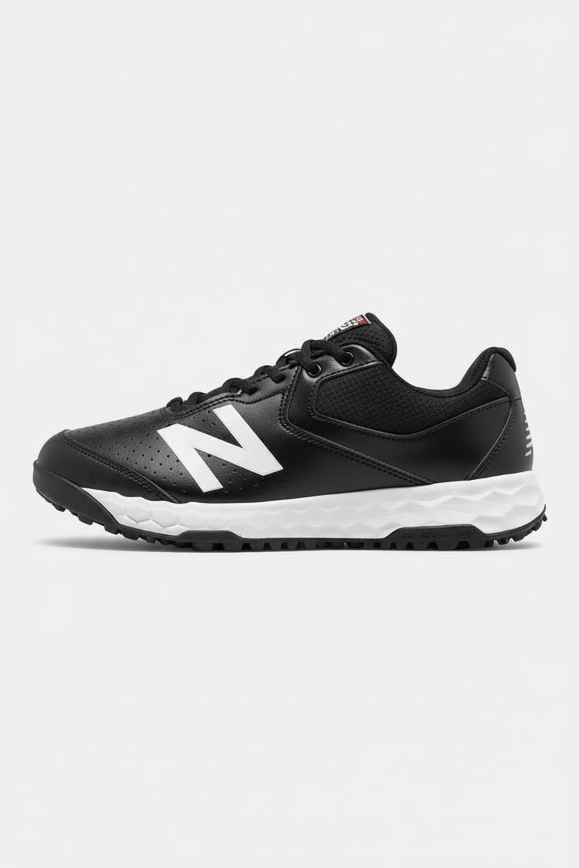 New Balance 950 V3 Low-Cut Field Shoe | Black/White