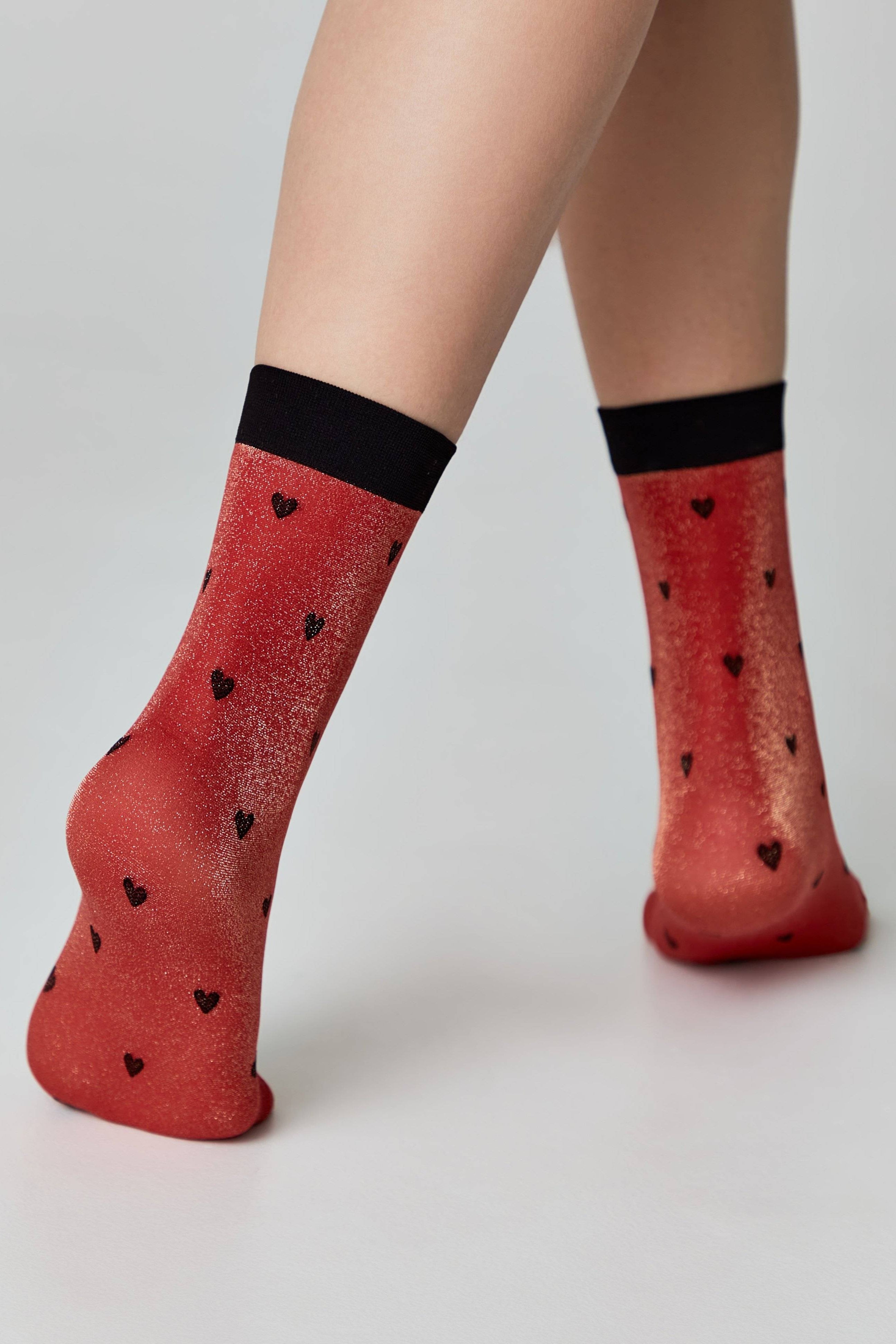 Shimmering Socks Conte Fantasy with "Hearts" Designs