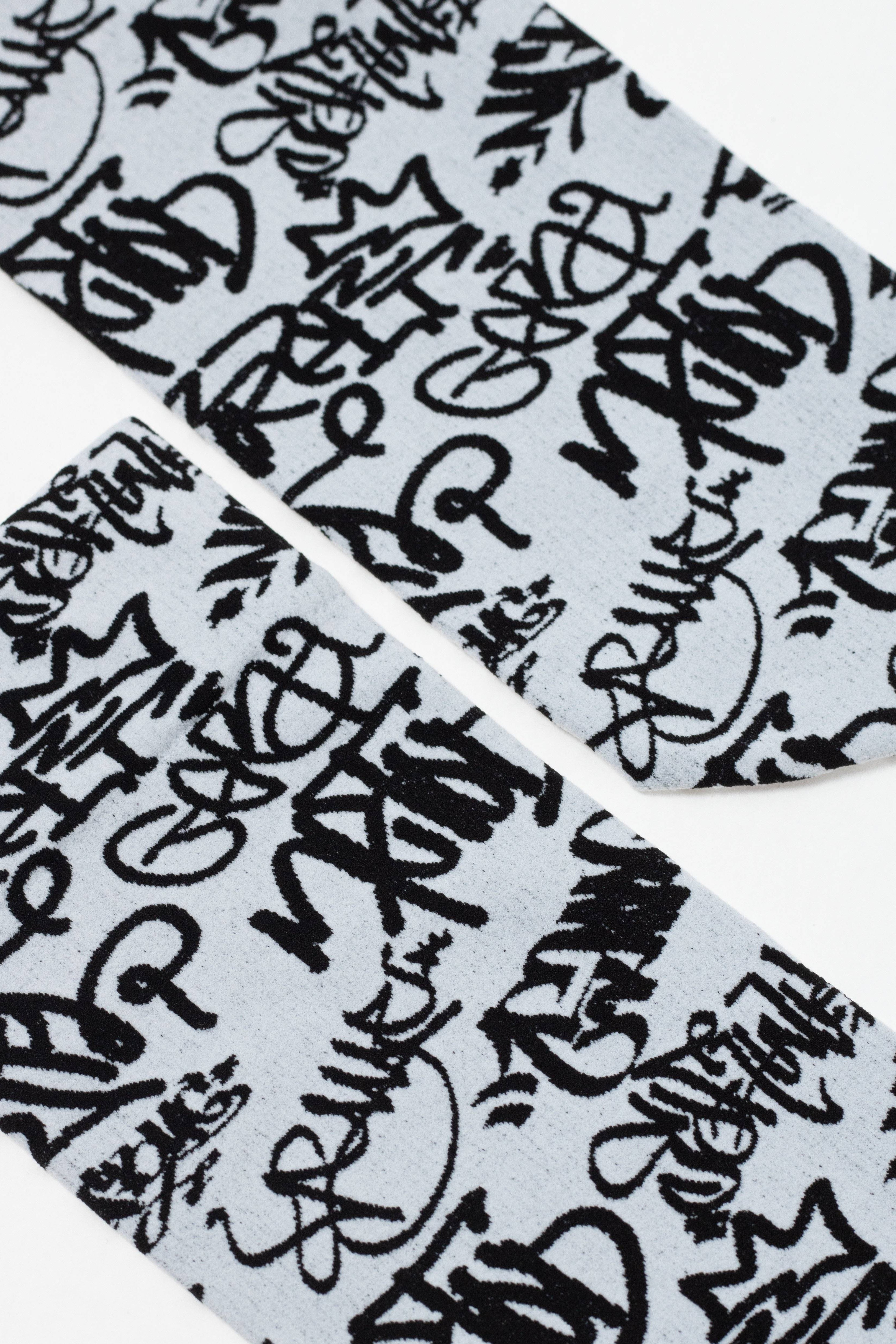 Socks Conte Fantasy with Graffiti Pattern