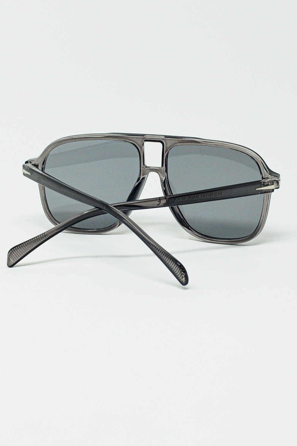Oval Aviator Sunglasses with Smoke Gray Lens in Gray