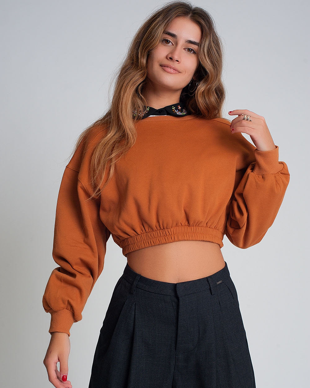 Oversized Cropped Sweatshirt in Camel