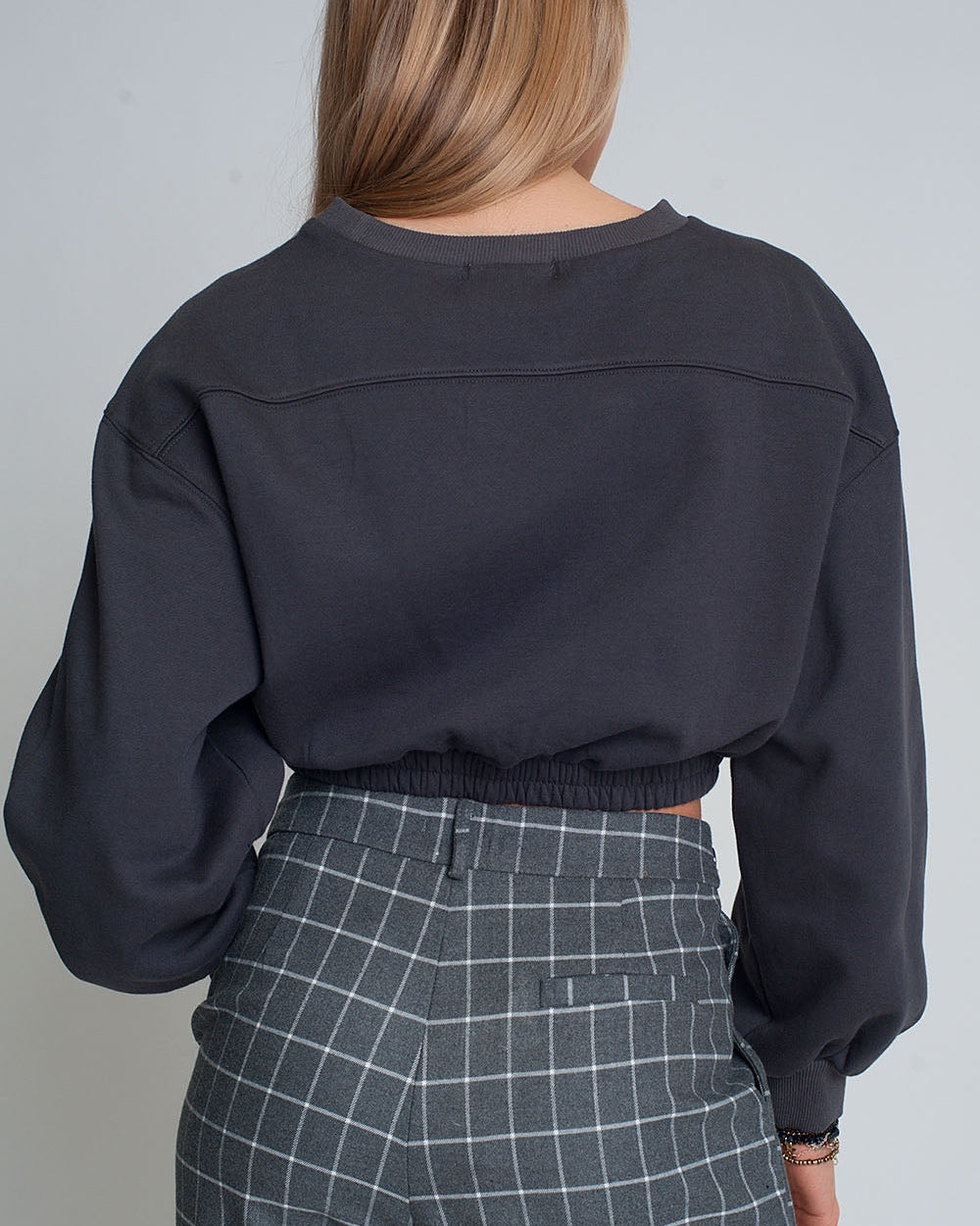 Oversized Cropped Sweatshirt in Dark Grey