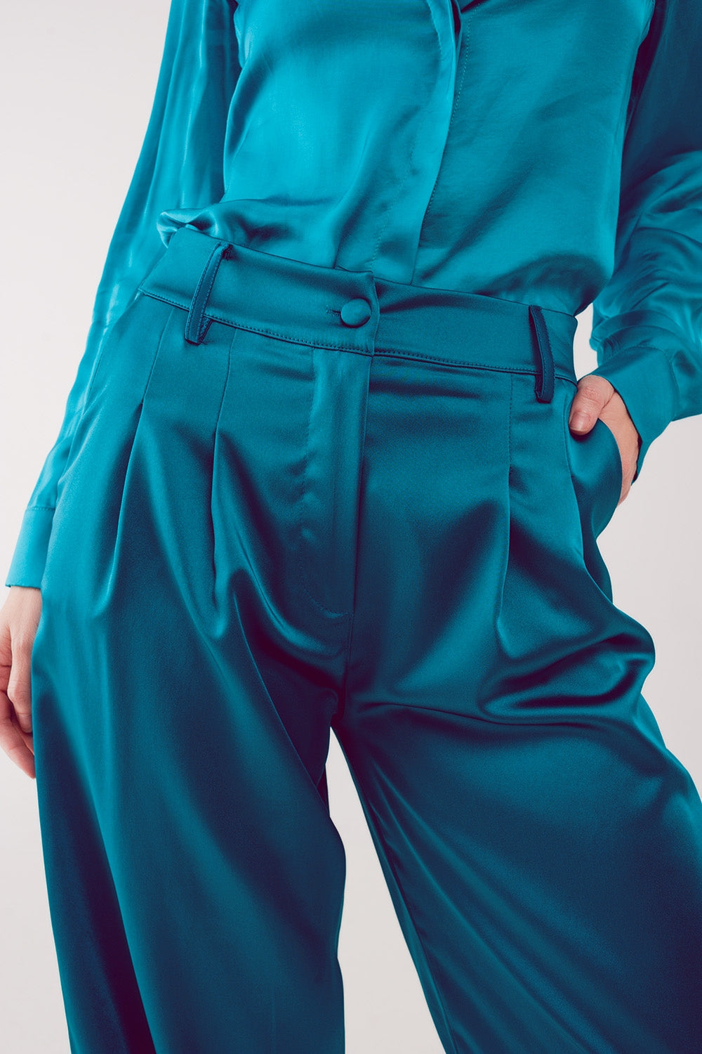Palazzo Pleated Pants in Turquoise