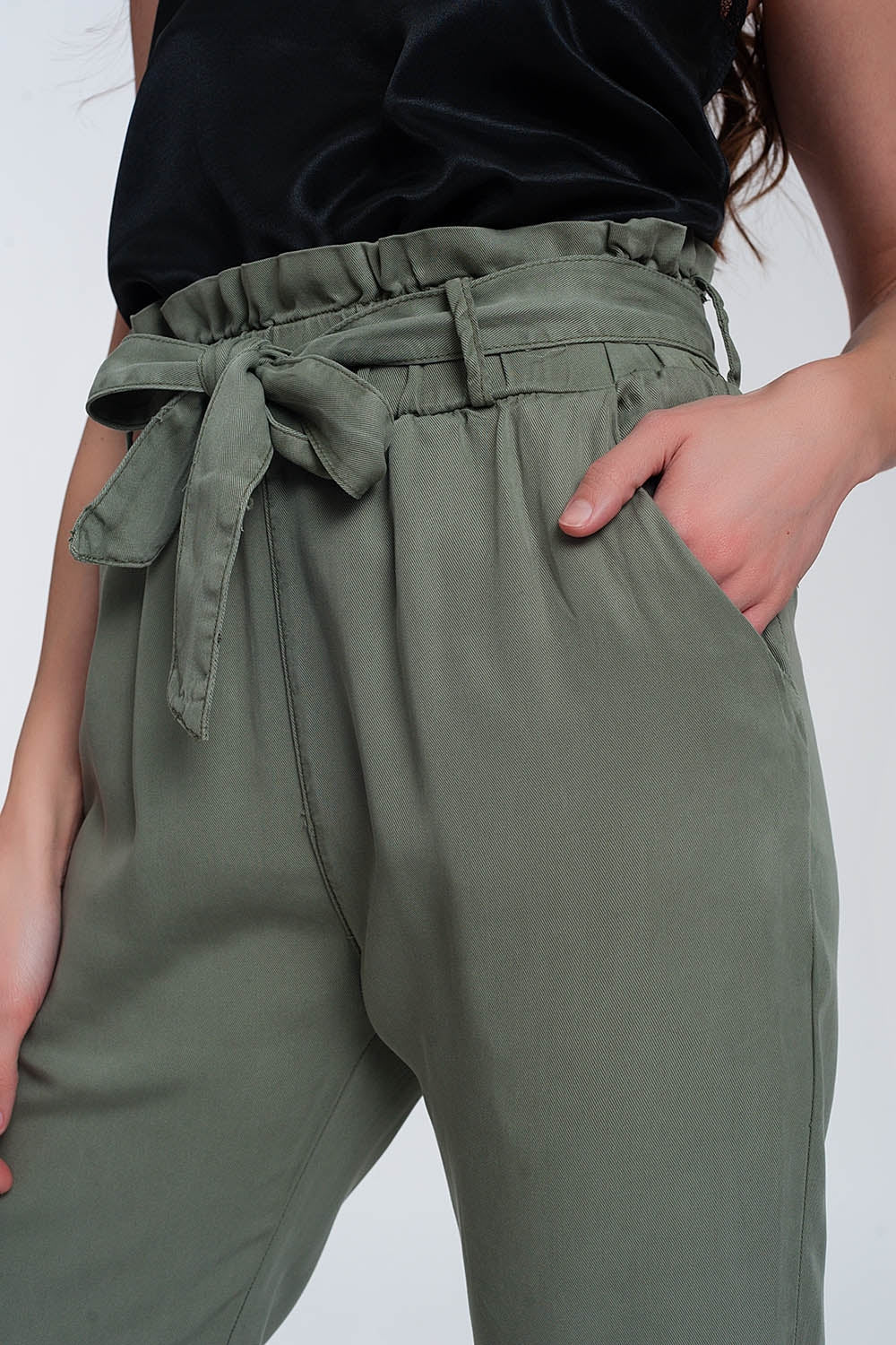 Pants with Tie Waist in Green