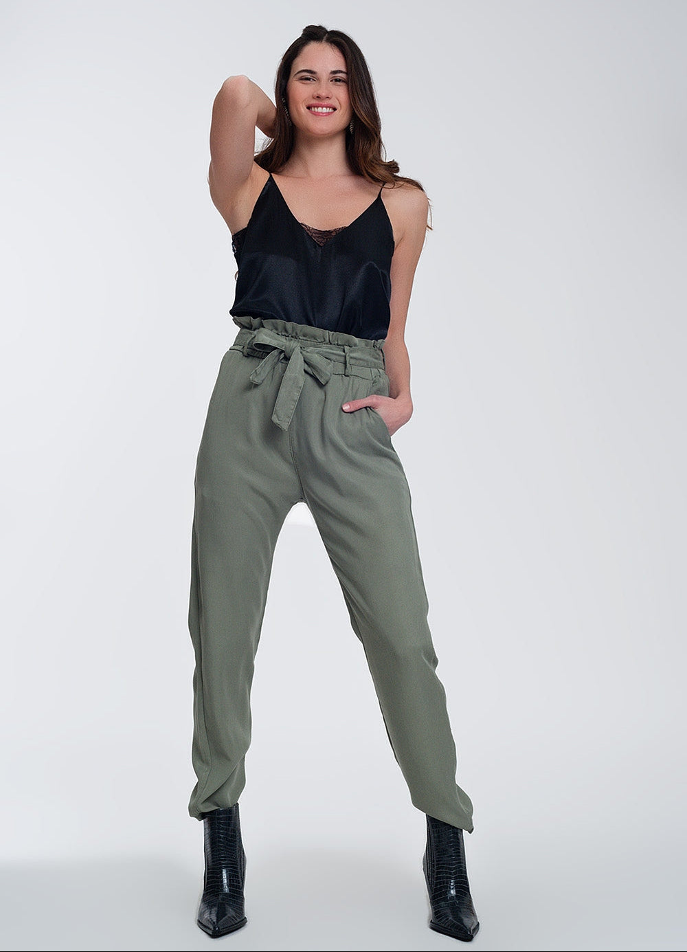 Pants with Tie Waist in Green