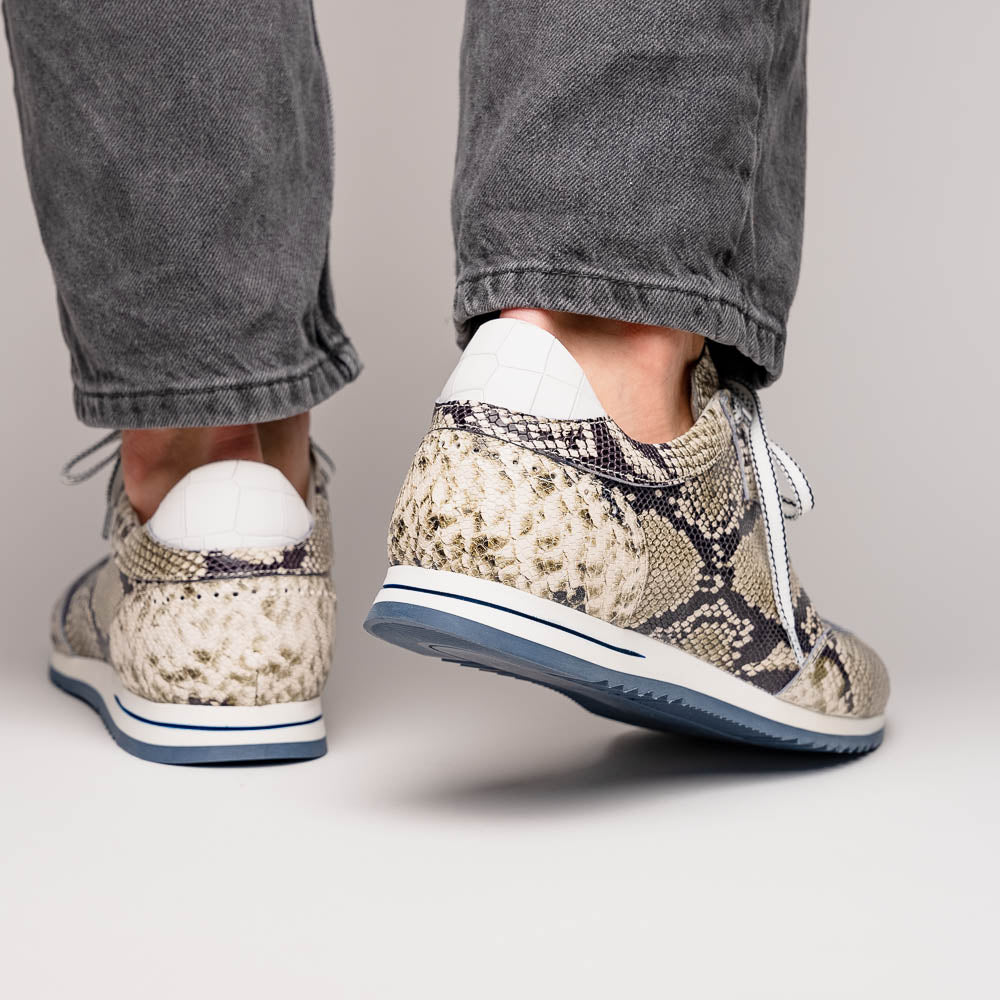 Peri Python Embossed Italian Calfskin Sneakers | Black/White