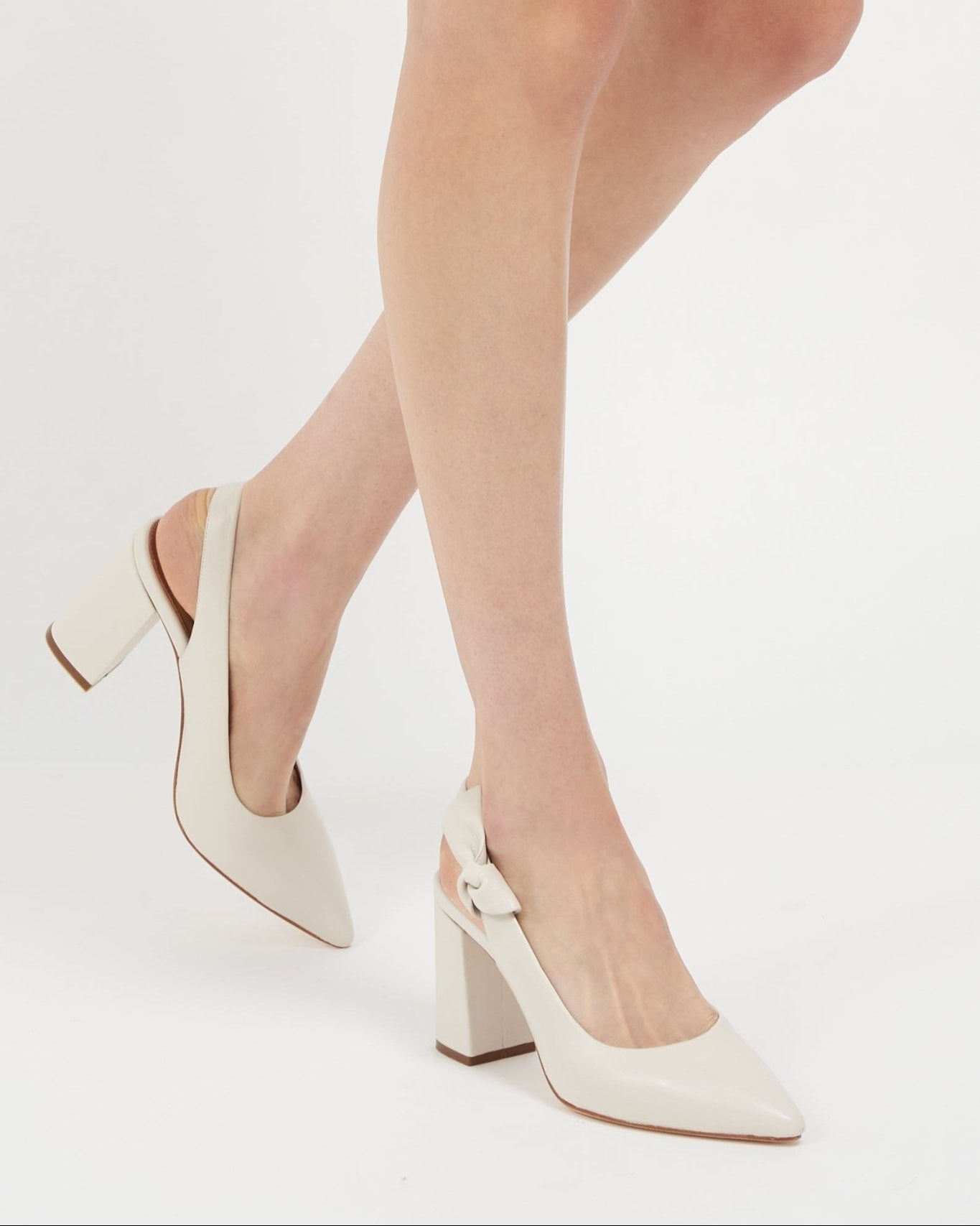 Daphne Leather Slingback Pump Off-White