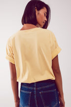 Relaxed T-Shirt with Yellow Vintage Queens Graphic Print