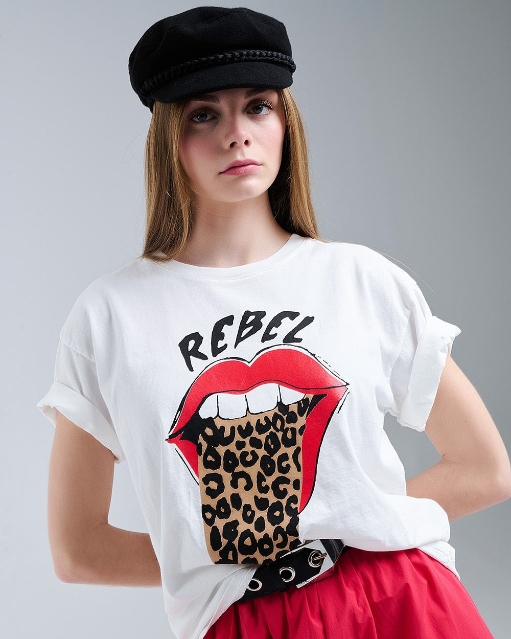 Relaxed White T-Shirt with Rebel and Lips Graphic Print